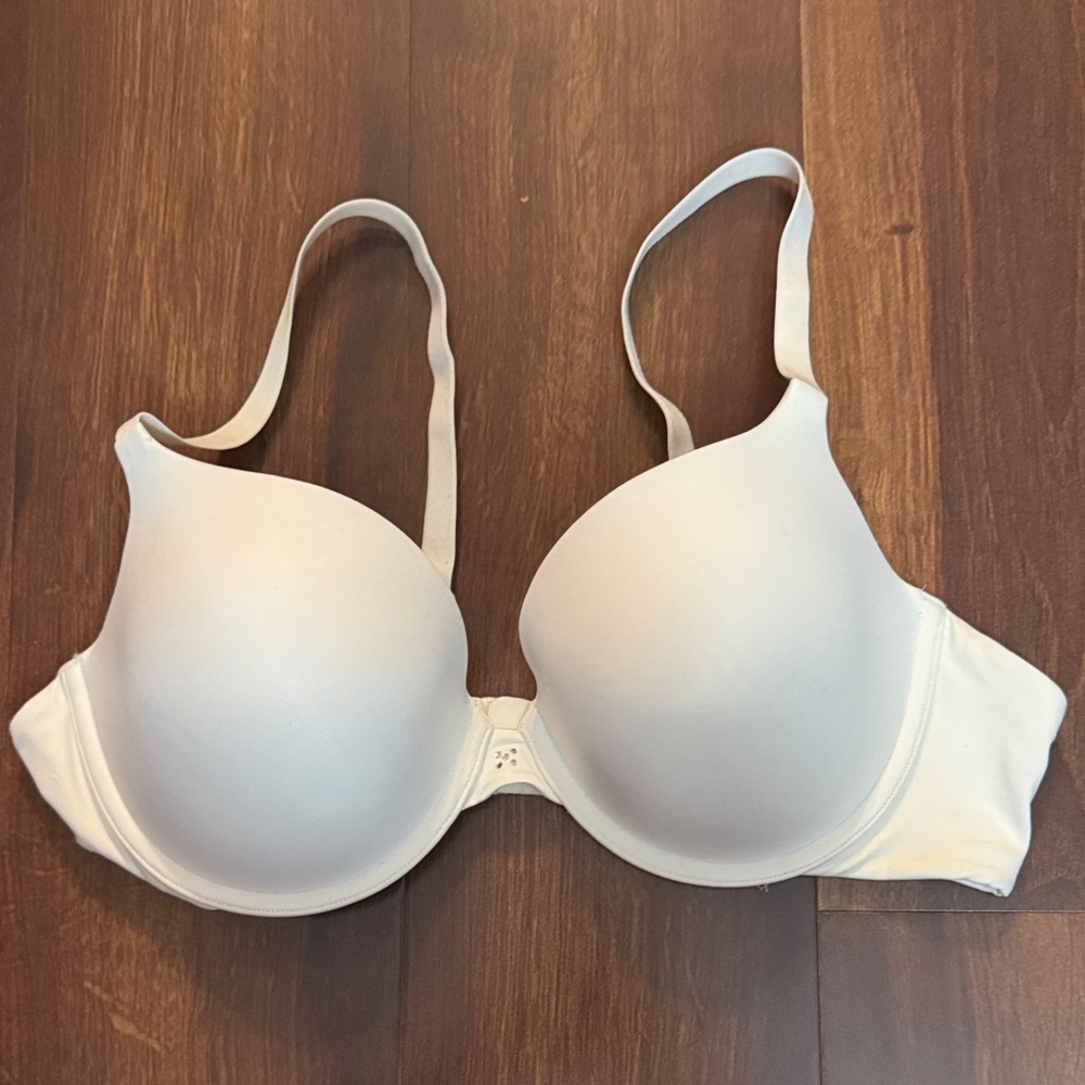 Ambrielle Ivory White Underwire Push Up Women's Bra Size 38D